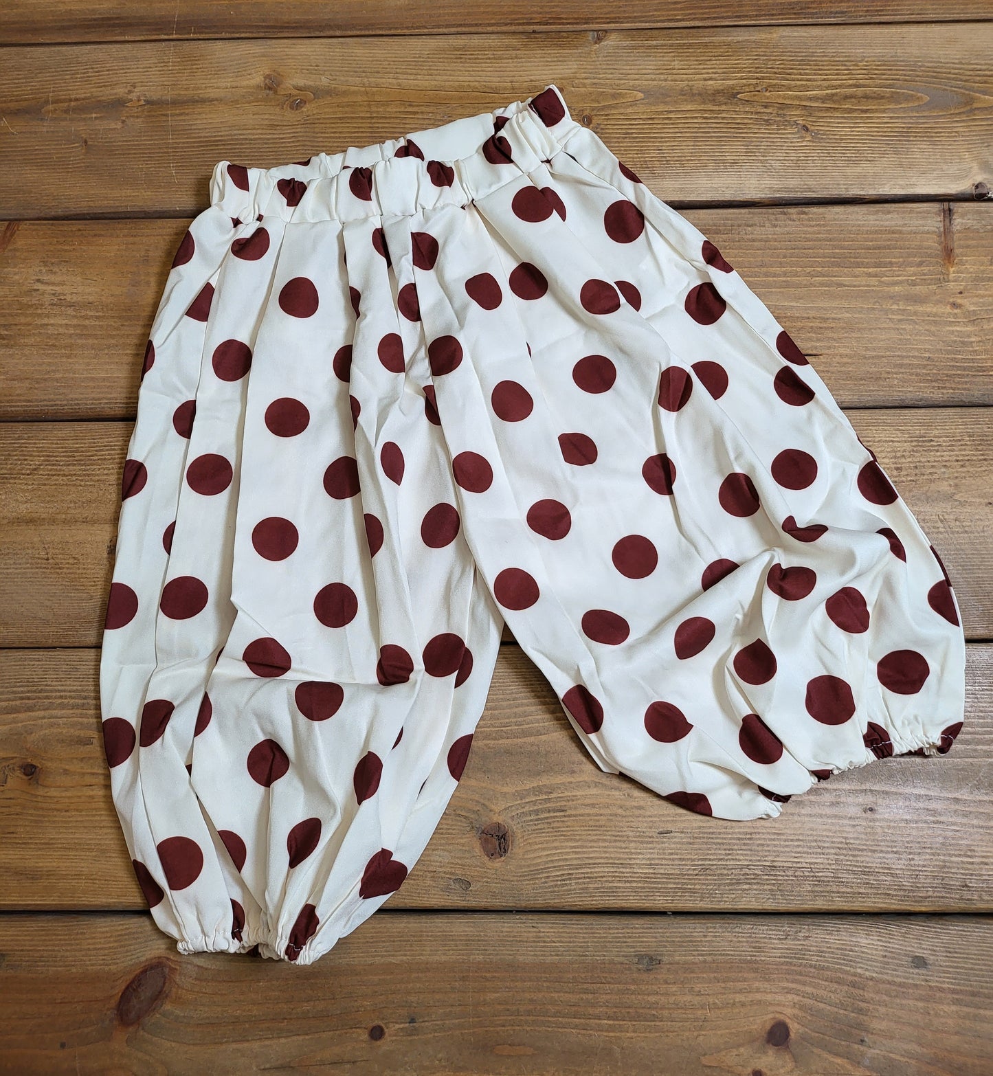 Sleeveless Shirt and Polka Dot Pants 2 piece set